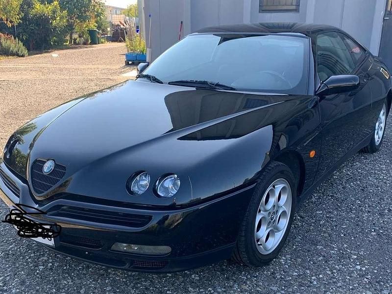 Usata Alfa Romeo GTV 201 CV (147 kW) 1996 Nero Coupé