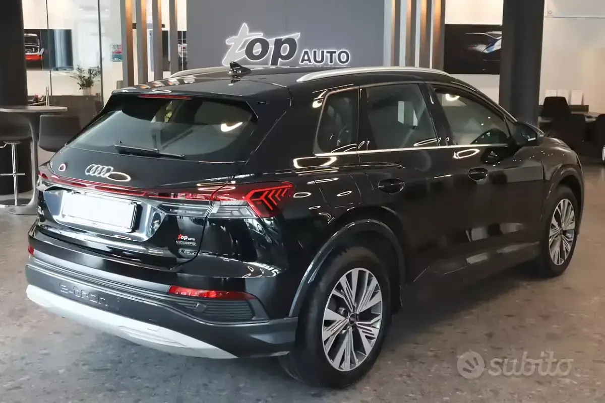 Usata Audi Q4 e-tron 77 kW (105 CV) 2024 Nero SUV