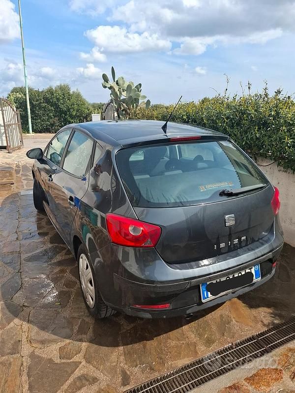 Usata Seat Ibiza 105 CV (77 kW) 2009 Nero Berlina