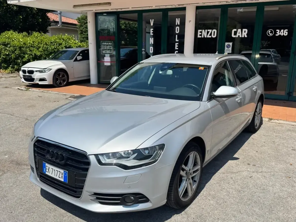 Usata Audi A6 Ambiente 177 CV (130 kW) 2012 Argento Station wagon