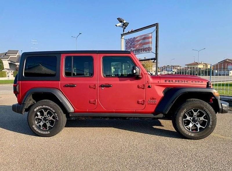 Usata Jeep Wrangler Unlimited Rubicon 200 CV (147 kW) 2018 Mat SUV
