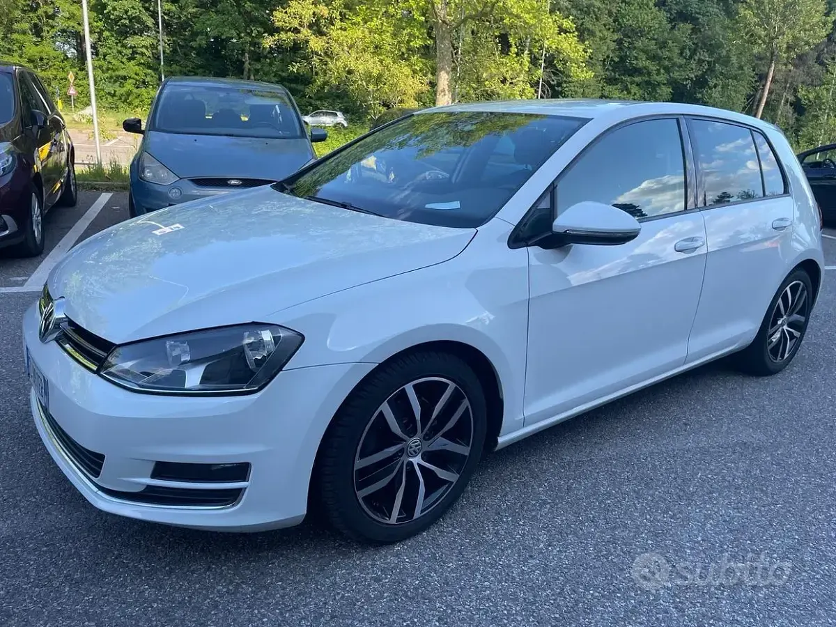 Usata VW Golf VII 150 CV (110 kW) 2015 Bianco Berlina