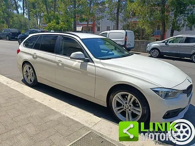 Usata BMW 318 Advantage 150 CV (110 kW) 2018 Bianco Station wagon