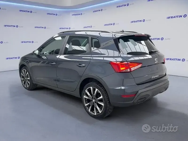 Nouvelle Seat Arona Black Edition 95 ch (69 kW) 2026 SUV