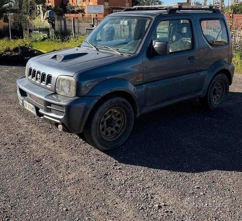 Usata Suzuki Jimny 2008 Grigio SUV