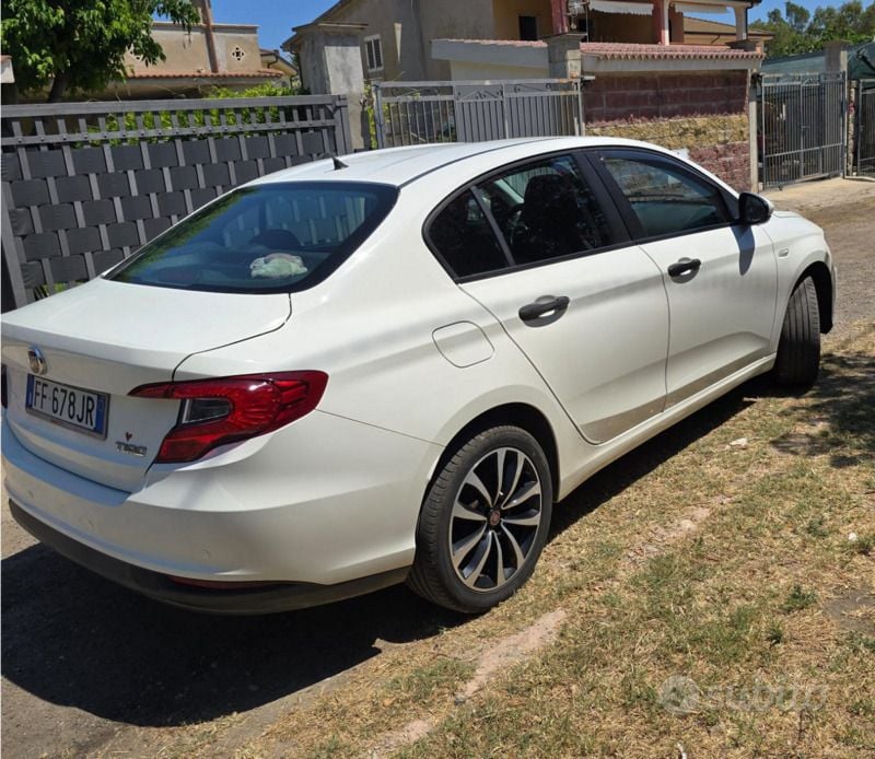 Usata Fiat Tipo 95 CV (69 kW) 2016 Bianco Berlina