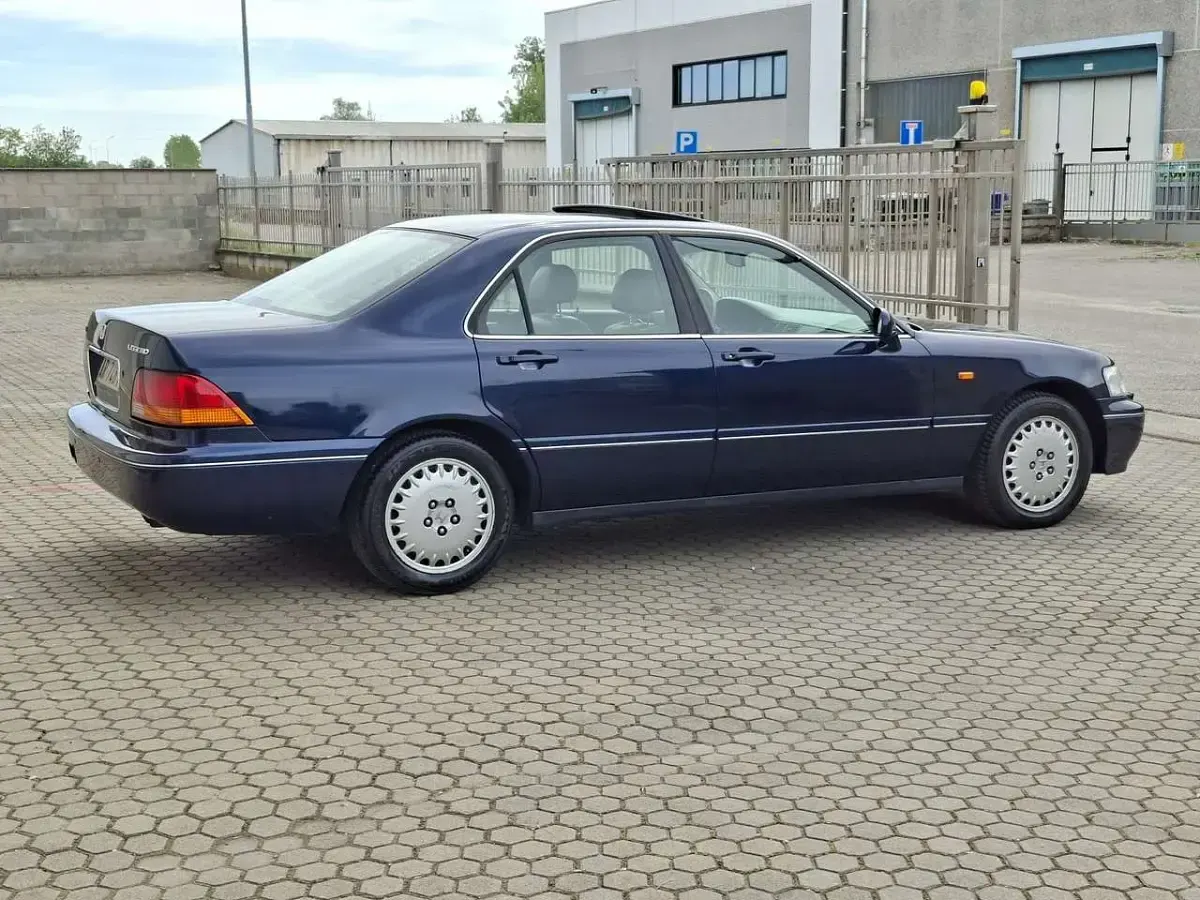 Usata Honda Legend 205 CV (150 kW) 1997 Blu/azzurro Berlina