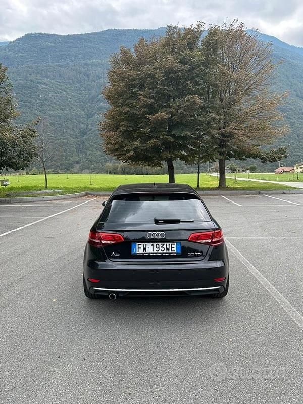 Usata Audi A3 Sportback 116 CV (85 kW) 2019 Nero Utilitaria