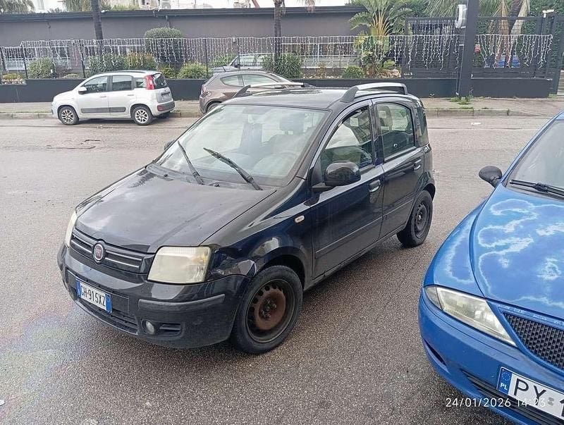 Usata Fiat Panda Active 69 CV (50 kW) 2011 Utilitaria