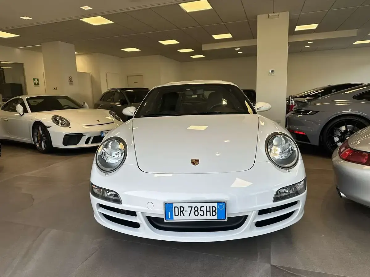 Usata Porsche 997 355 CV (261 kW) 2008 Bianco carrara Coupé