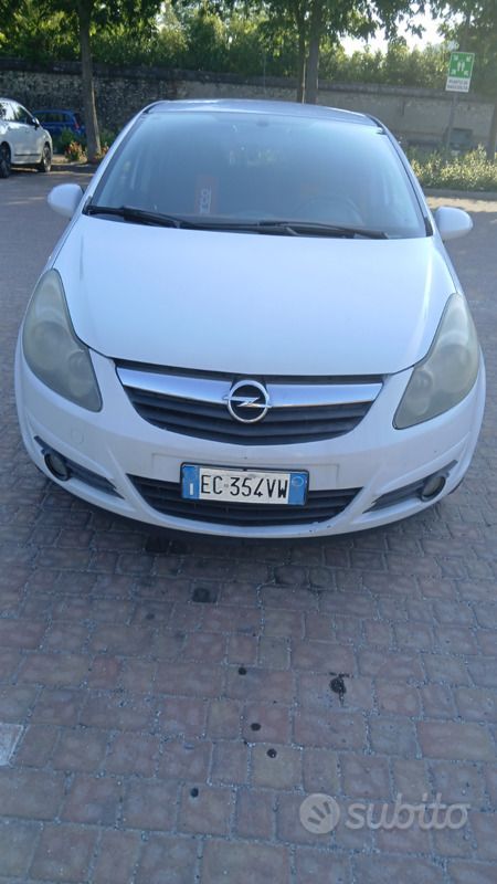 Usata Opel Corsa 86 CV (63 kW) 2012 Bianco Coupé