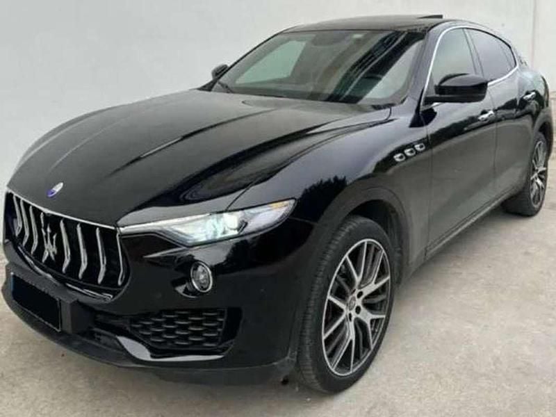 Usata Maserati Levante 275 CV (202 kW) 2017 Nero SUV