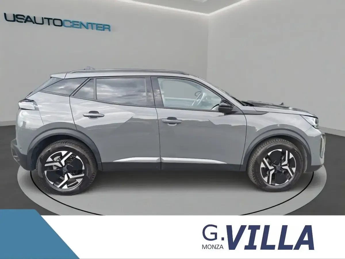 Usata Peugeot 2008 Allure 145 CV (106 kW) 2023 Nero SUV