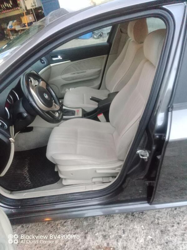 Usata Alfa Romeo 159 Progression 150 CV (110 kW) 2007 Marrone Berlina