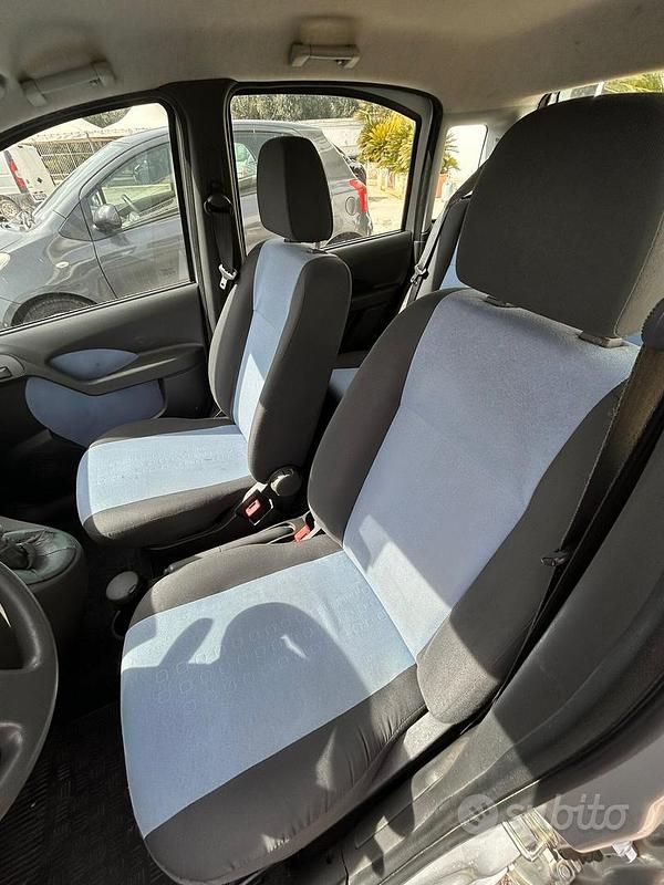 Usata Fiat Panda Dynamic 60 CV (44 kW) 2009 Grigio Utilitaria