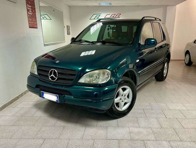 Usato 2001 Mercedes ML320 3.2 LPG_Hybrid 218 CV (8.490 €)