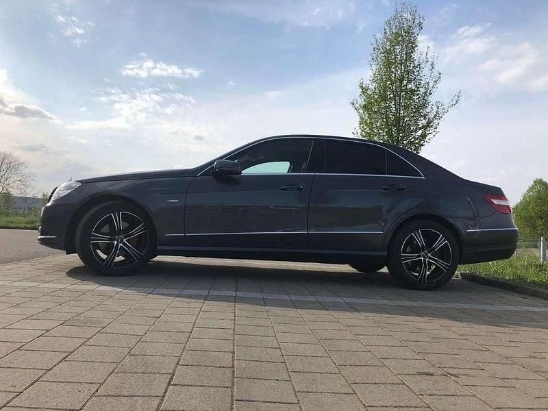 Usata Mercedes E300 Elegance 211 CV (155 kW) 2009 Berlina