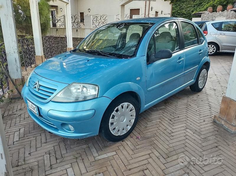 Usata Citroën C3 Exclusive 73 CV (53 kW) 2003 Blu Berlina