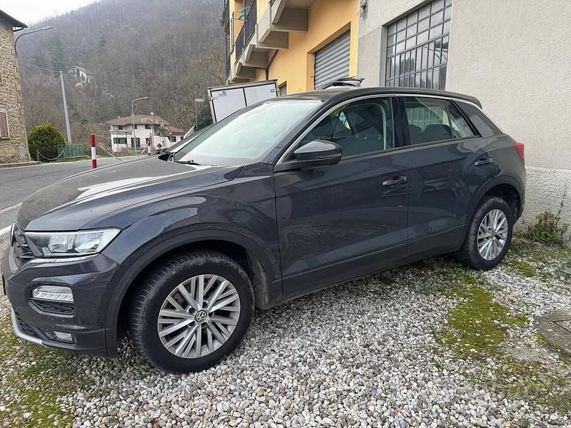 Usata VW T-Roc Advance 150 CV (110 kW) 2020 Grigio SUV