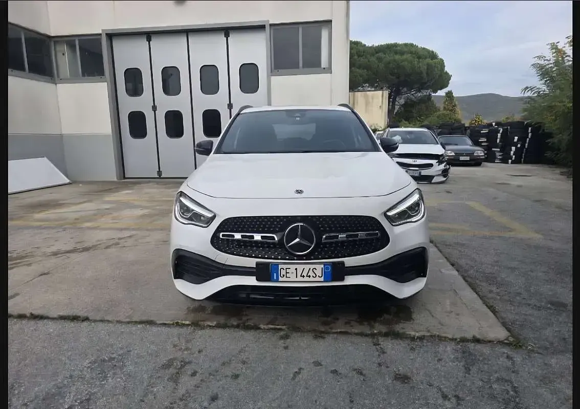 Usata Mercedes GLA200 Premium 150 CV (110 kW) 2021 SUV