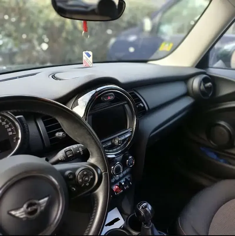 Usata Mini ONE 102 CV (75 kW) 2017 Utilitaria