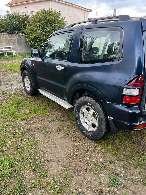 Usata Mitsubishi Pajero 2002 Blu SUV