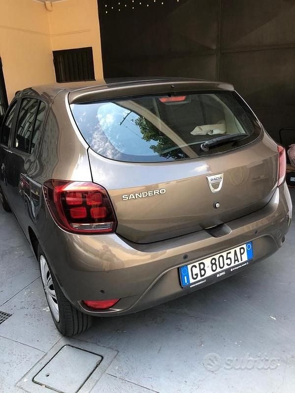 Usata Dacia Sandero 2020 Marrone Berlina