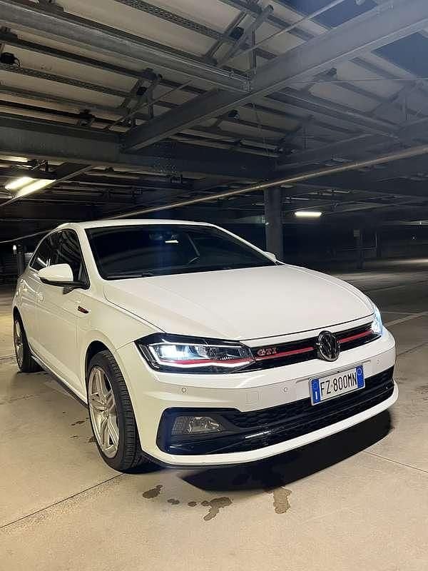 Begagnad VW Polo GTI 200 HK (147 kW) 2020 Vit Halvkombi