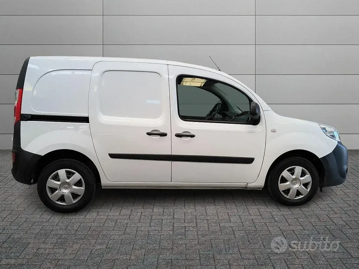 Usata Nissan NV250 95 CV (69 kW) 2021 Bianco Furgone