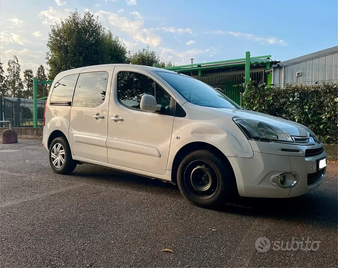 Usata Citroën Berlingo 90 CV (66 kW) 2015 Bianco Monovolume