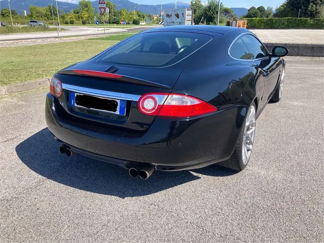 Usata Jaguar XK 298 CV (219 kW) 2009 Nero Coupé