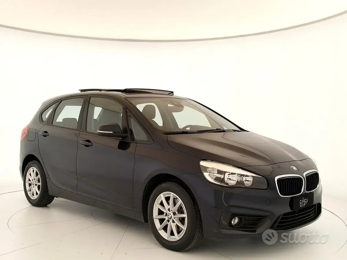 Usata BMW 218 Advantage 150 CV (110 kW) 2016 Bluazzurro Station wagon