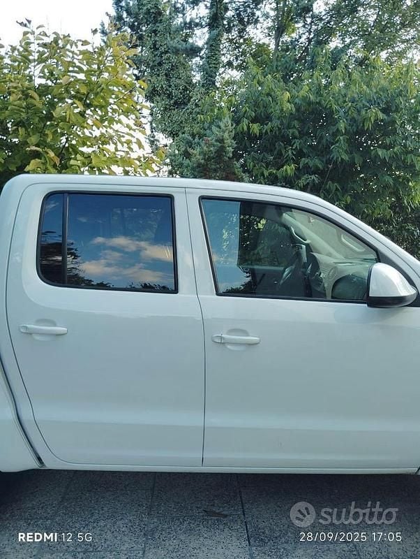 Usata VW Amarok 140 CV (102 kW) 2012 Bianco Pick-up