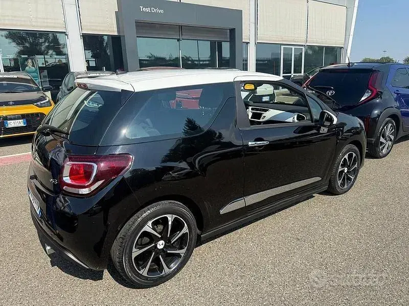 Usata DS Automobiles DS3 Chic 75 CV (55 kW) 2018 Nero Coupé