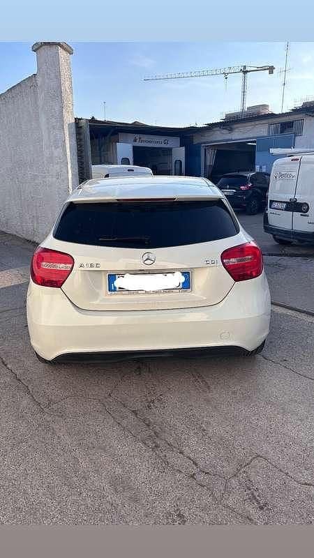 Usata Mercedes A180 Executive 109 CV (80 kW) 2015 Berlina