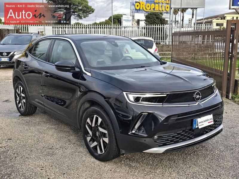 Usata Opel Mokka Elegance 101 CV (74 kW) 2021 Black perla SUV
