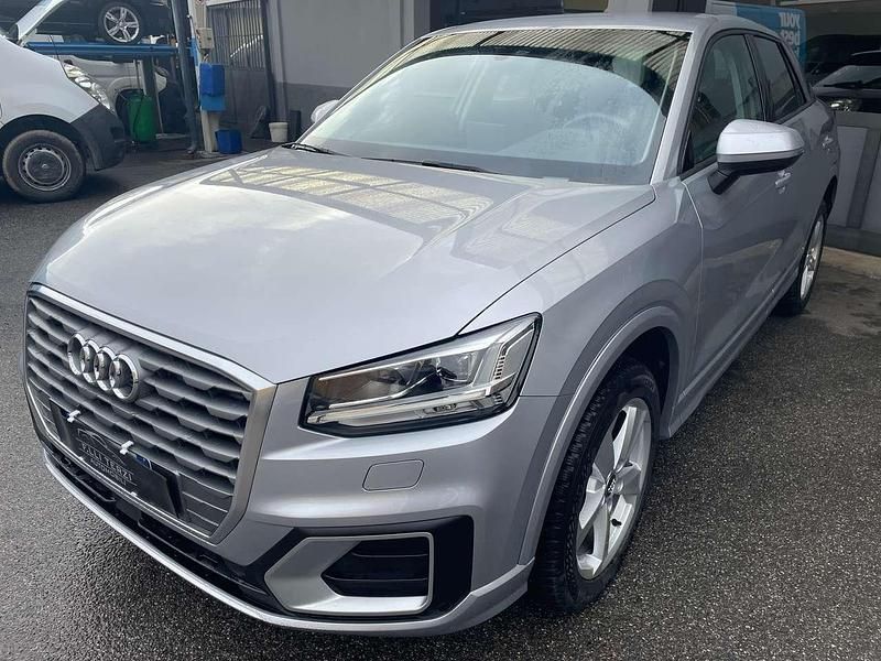 Usata Audi Q2 Ambiente 116 CV (85 kW) 2020 Grigio SUV