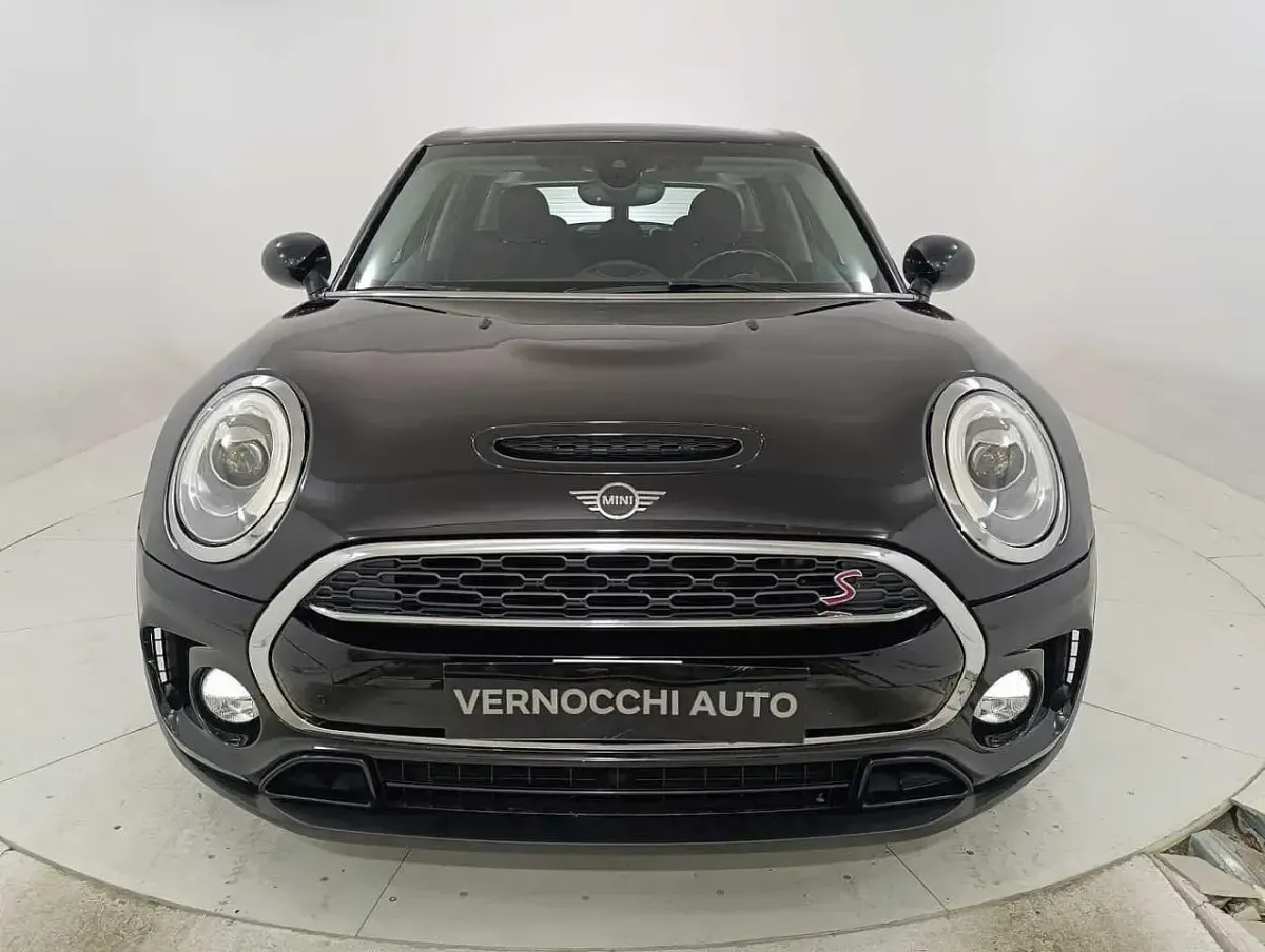 Usata Mini Cooper SD Business 190 CV (139 kW) 2019 Nero Utilitaria