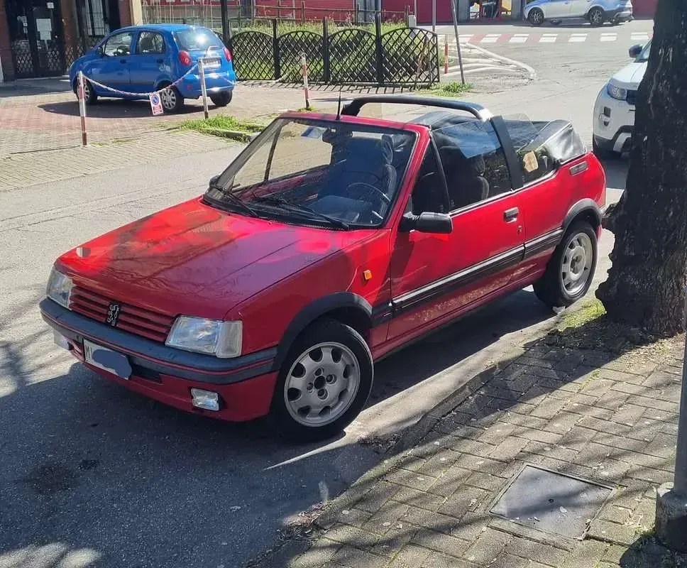 Usata Peugeot 205 102 CV (75 kW) 1992 Cabrio
