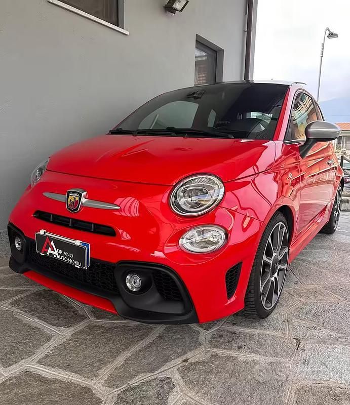 Usata Abarth 595 Turismo 165 CV (121 kW) 2020 Rosso SUV