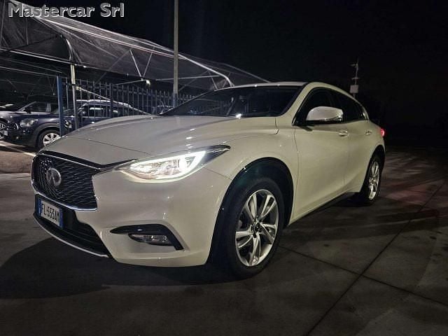 Usata Infiniti Q30 Premium 109 CV (80 kW) 2017 Other Berlina