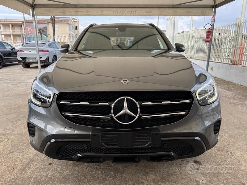 Begagnad Mercedes GLC220 Edition 194 HK (142 kW) 2022 Grå SUV
