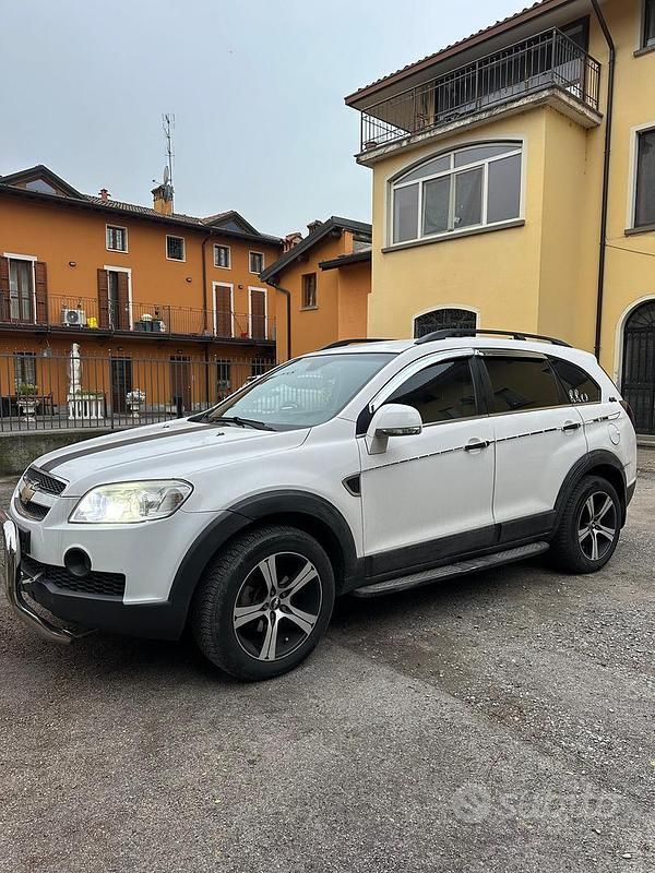 Usata Chevrolet Captiva 2008 SUV