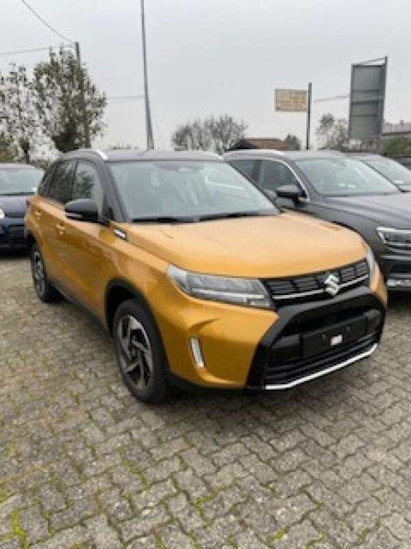 Nuova Suzuki Vitara 129 CV (94 kW) 2025 Argento SUV