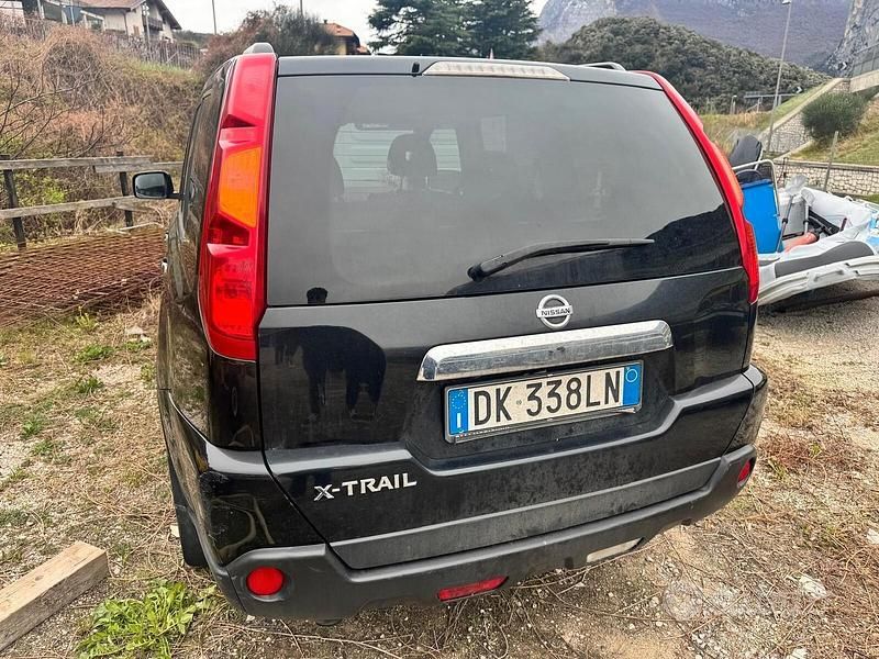 Usata Nissan X-Trail 172 CV (126 kW) 2007 Nero SUV