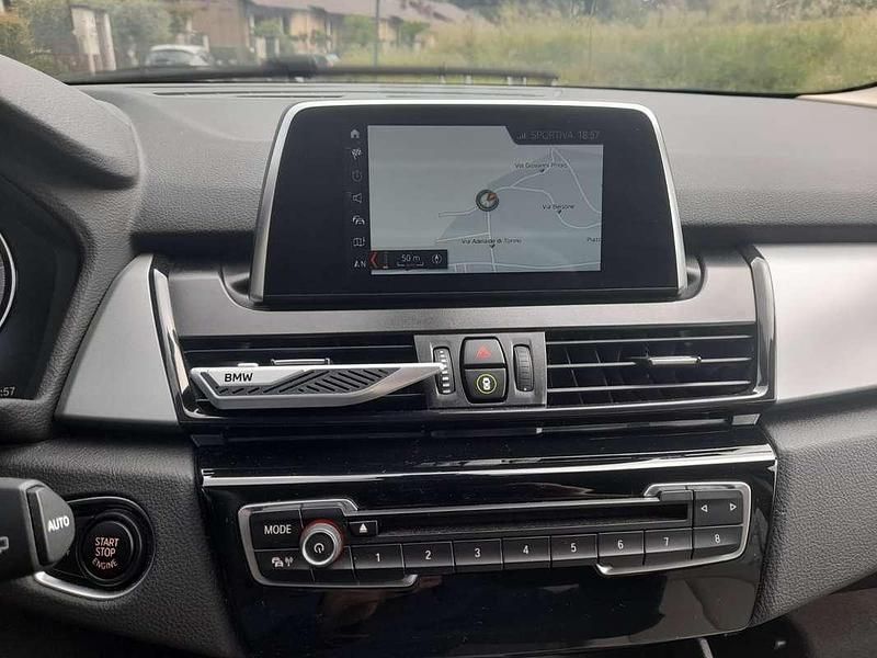 Usata BMW 216 Active Tourer Luxury Line 116 CV (85 kW) 2021 Grigio Monovolume