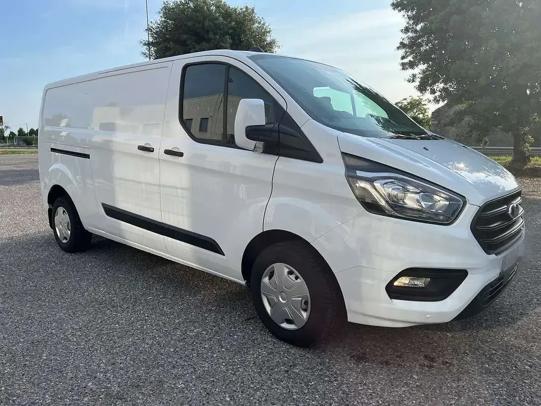 Usata Ford Transit Custom Trend 131 CV (96 kW) 2023 Bianco Furgone
