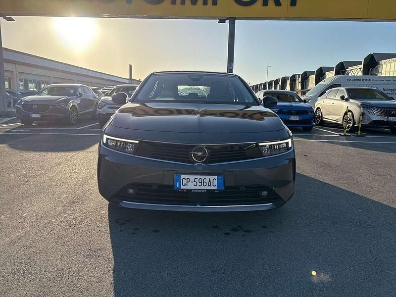 Usata Opel Astra Edition 110 CV (80 kW) 2023 Grigio Berlina