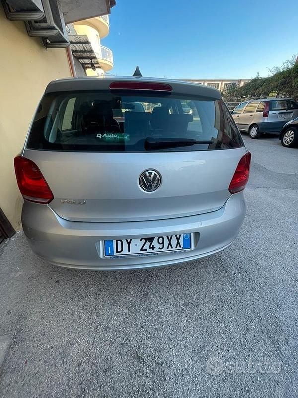Usata VW Polo 60 CV (44 kW) 2010 Grigio Utilitaria