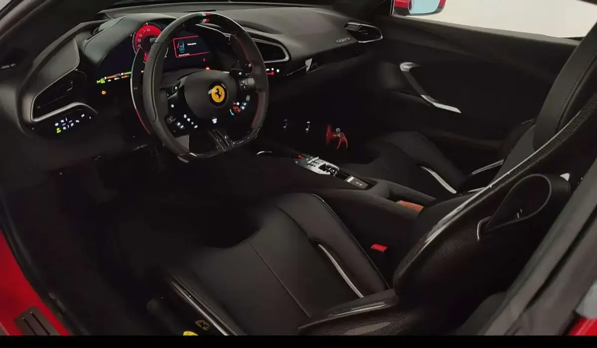 Usata Ferrari 296 663 CV (487 kW) 2023 Coupé